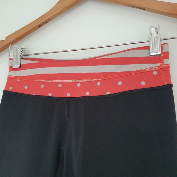 Lululemon Seawheeze Inspire Crop - Picture 7 of 7